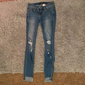 Hollister Jeans. Size 0 Regular.